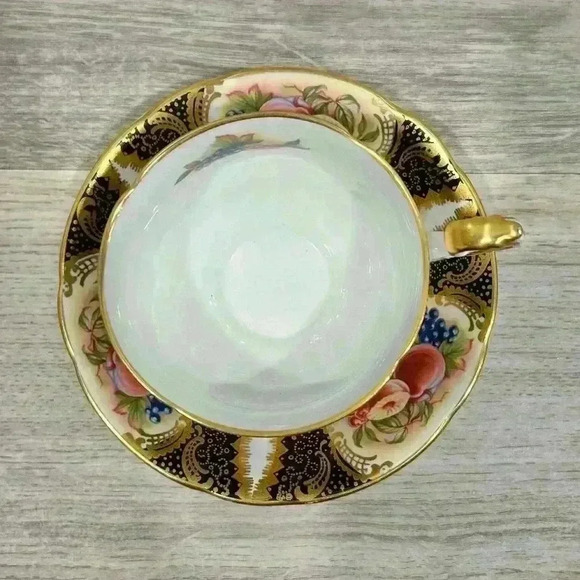 Vintage Paragon Fruit Gold Gilted Footed Fine Bone China Tea Cup Saucer England - Picture 9 of 9
